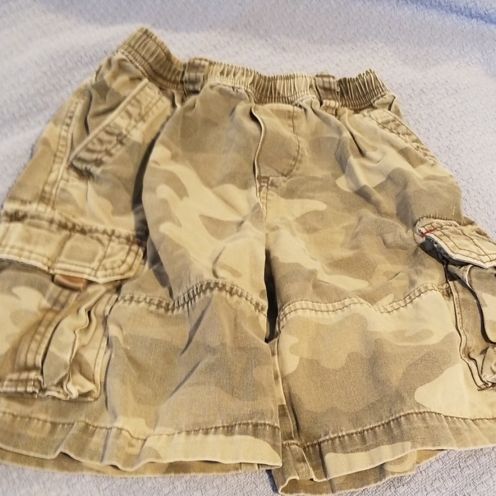 Two size 7 boys shorts